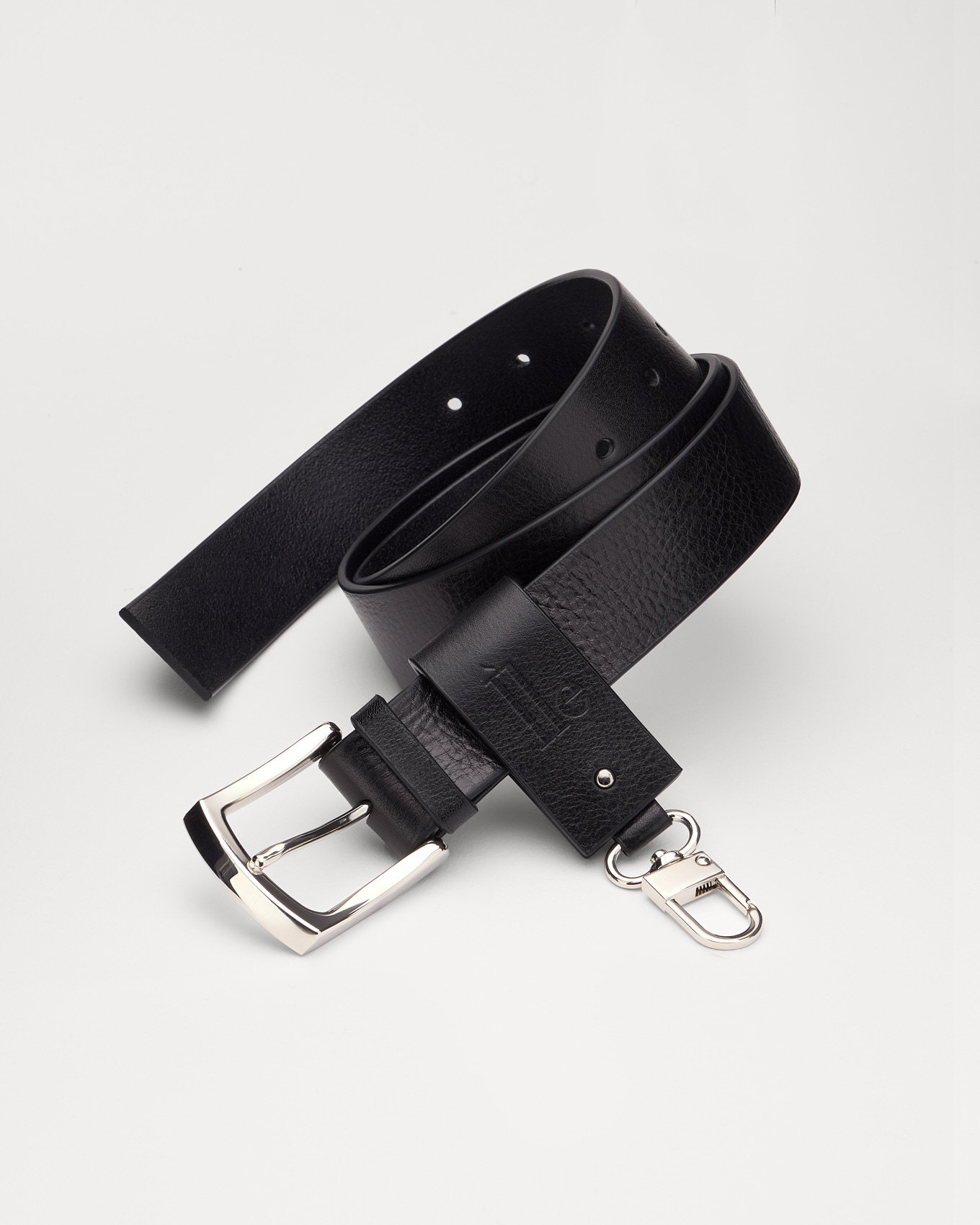 Strap with keychain
